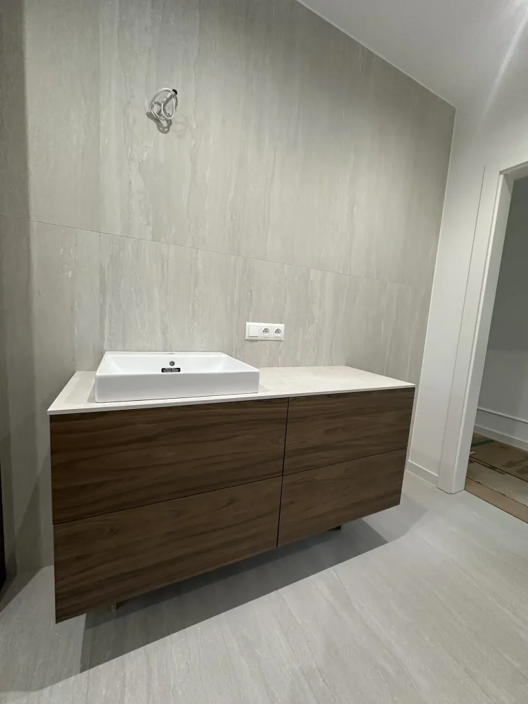Meble łazienkowe — realizacja KS Meble 2